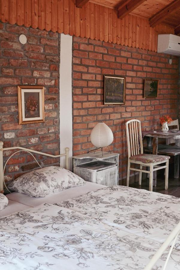 Studio Apartment Romeo Velika Gorica Extérieur photo
