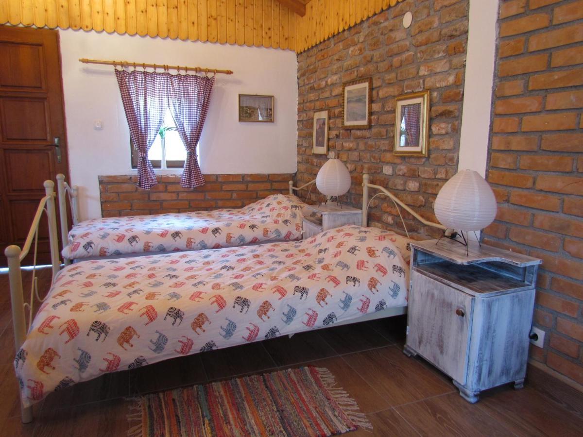 Studio Apartment Romeo Velika Gorica Extérieur photo